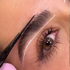 اصلاح ابروی کاشت شده در مشهد